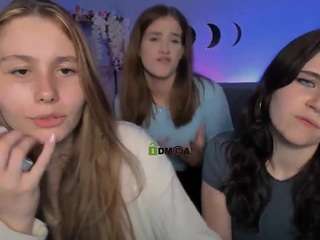 ava-gllow live cam preview