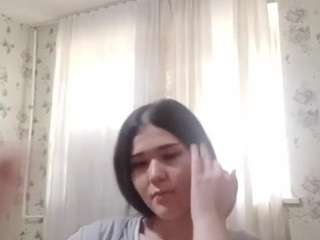 Bella live cam preview