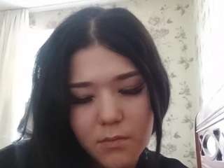 Bella live cam preview