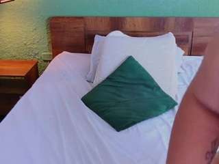 curvy-sexyvalen