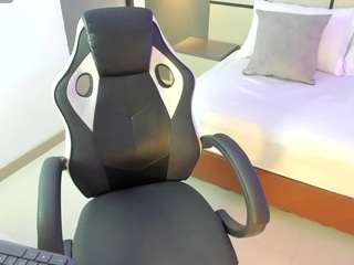 jade-swann