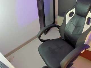 jade-swann live cam preview