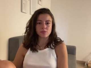 Monica live cam preview