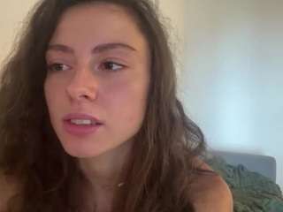 Monica live cam preview