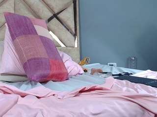 Lily-coopper live cam preview
