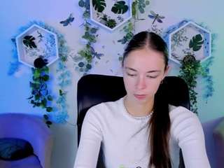 linda-luxe1 live cam preview