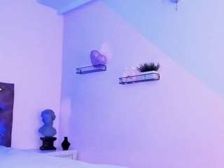 blu-fia's live room