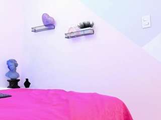 blu-fia's live room