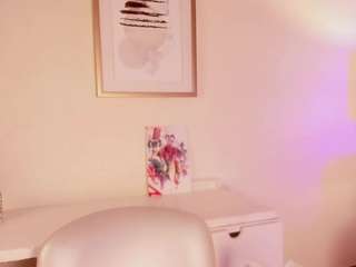 Emma-Dancer live cam preview