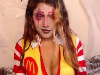 Heyitsyoss live cam preview