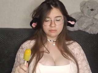 JinaGiraud live cam preview