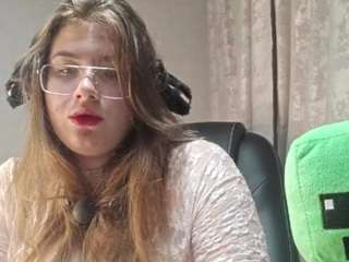 JinaGiraud live cam preview