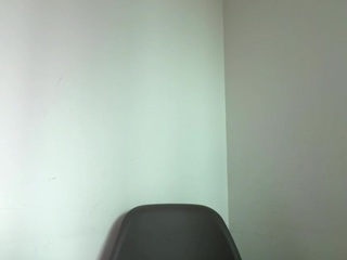 LauraStraker live cam preview
