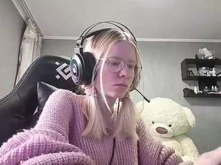 LorrianeLeuga live cam preview