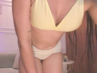 Melodyy-Rouse live cam preview