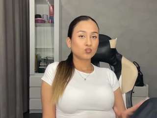 Mindy live cam preview