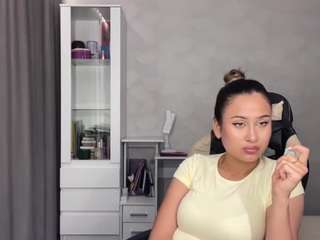 Mindy live cam preview