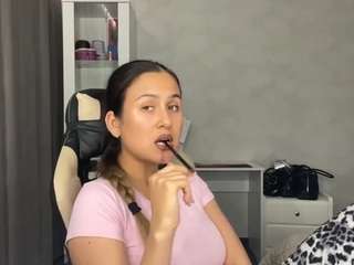 mindymagar's live room