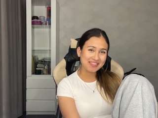 Mindy live cam preview