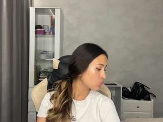 mindymagar's live room