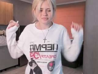 phoebeargetsinger