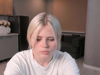 phoebeargetsinger