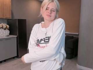 phoebeargetsinger