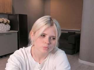 phoebeargetsinger