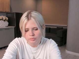 phoebeargetsinger