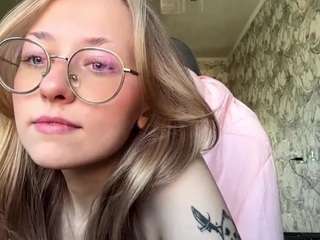 TaylorBrehmer live cam preview