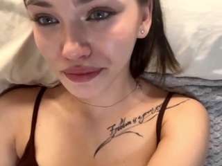 ZettaRuggieri live cam preview
