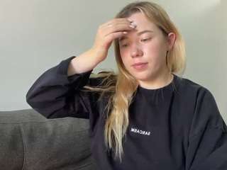 alyrasunKarl live cam preview