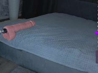 BirdOfDebauChery live cam preview