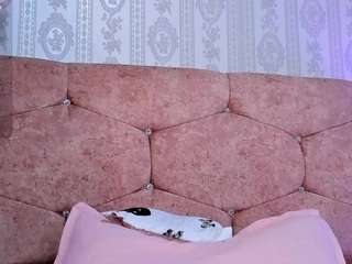 Emma-Ambar live cam preview