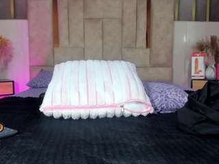 isabela-croftt webcam