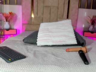isabela-croftt live cam preview