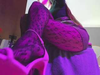Crimsona-Domm live cam preview
