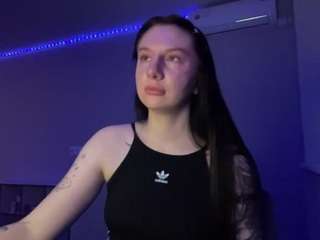 le modèle florzabenko est en webcam porno dans un show sur le site camsoda, il possède les tags suivants: teen 18,young adult,hd