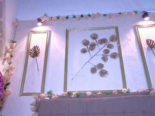 mia-collins16