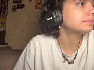 nadinecranson webcam