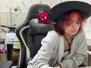 nadinecranson's live room