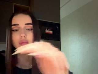Pritydiana19 live cam preview