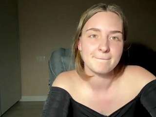 CrystleGaither live cam preview