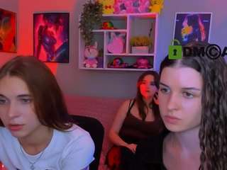 emma-landd live cam preview