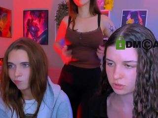 emma-landd live cam preview