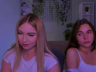 emma-landd live cam preview