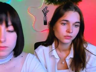 emma-landd live cam preview