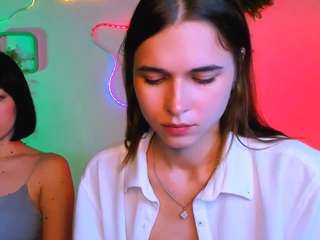 emma-landd live cam preview