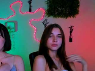 emma-landd live cam preview