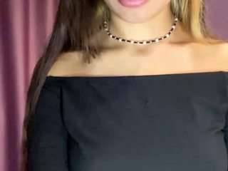 Emiliya live cam preview